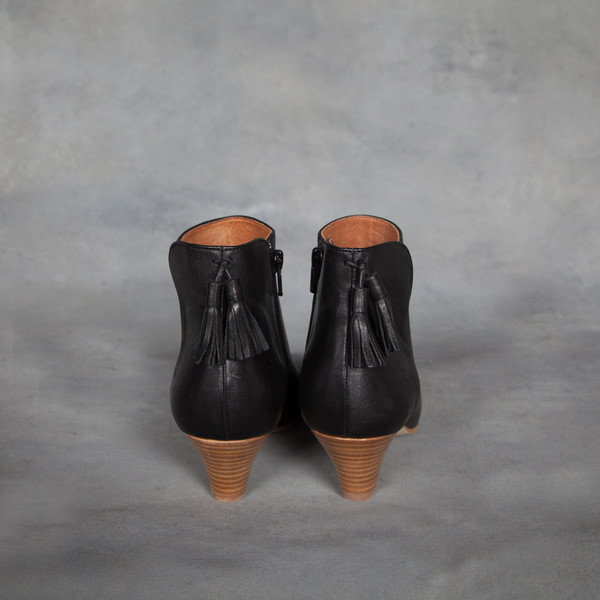Sessun Barranco Tassel Ankle Boots Sessun Barranco Tassel Ankle Boots