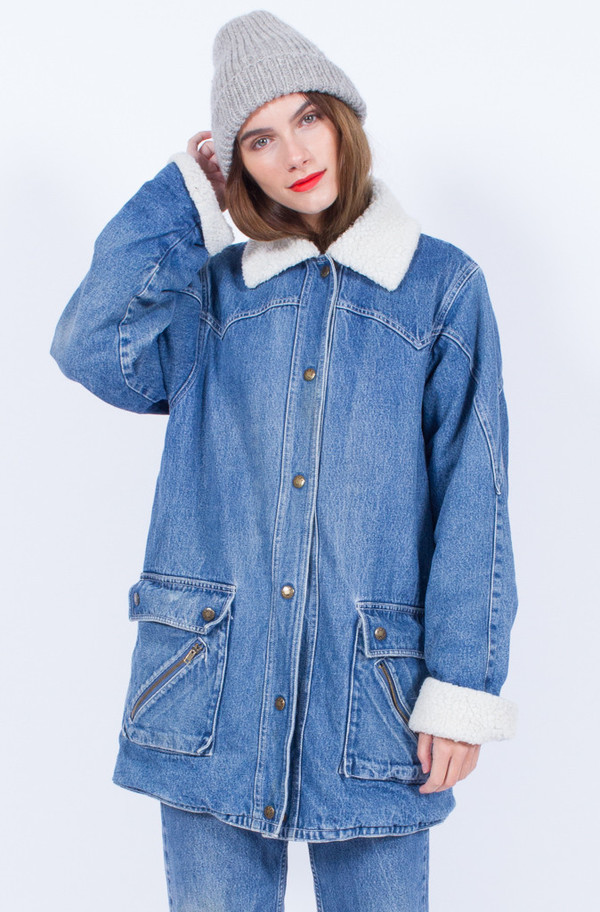 DENIM SHEARLING JACKET (MEDIUM-LARGE) DENIM SHEARLING JACKET (MEDIUM-LARGE)