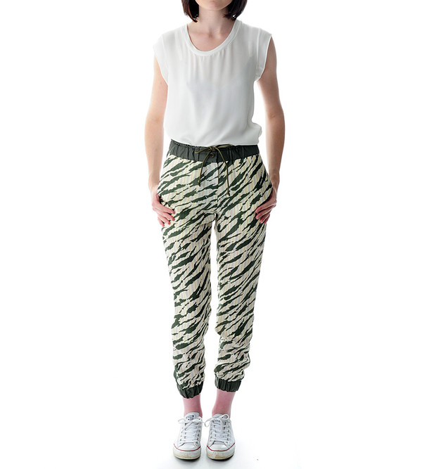 Sacai Luck Jungle Print Joggers Sacai Luck Jungle Print Joggers
