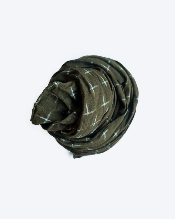 esby IKAT LARGE SCARF - OLIVE/CREAM esby IKAT LARGE SCARF - OLIVE/CREAM