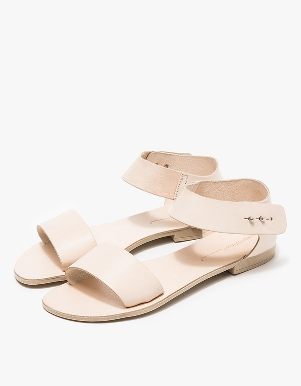 Intentionally Blank FIUME Natural Leather Intentionally Blank FIUME Natural Leather