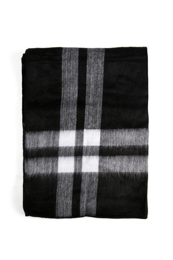 Carvieira Alpaca Blanket Black Charcoal Plaid Carvieira Alpaca Blanket Black Charcoal Plaid