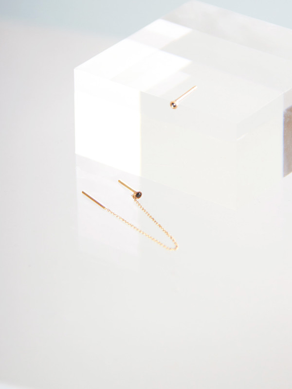 Still House Vesa Earring Black Diamond Still House Vesa Earring Black Diamond