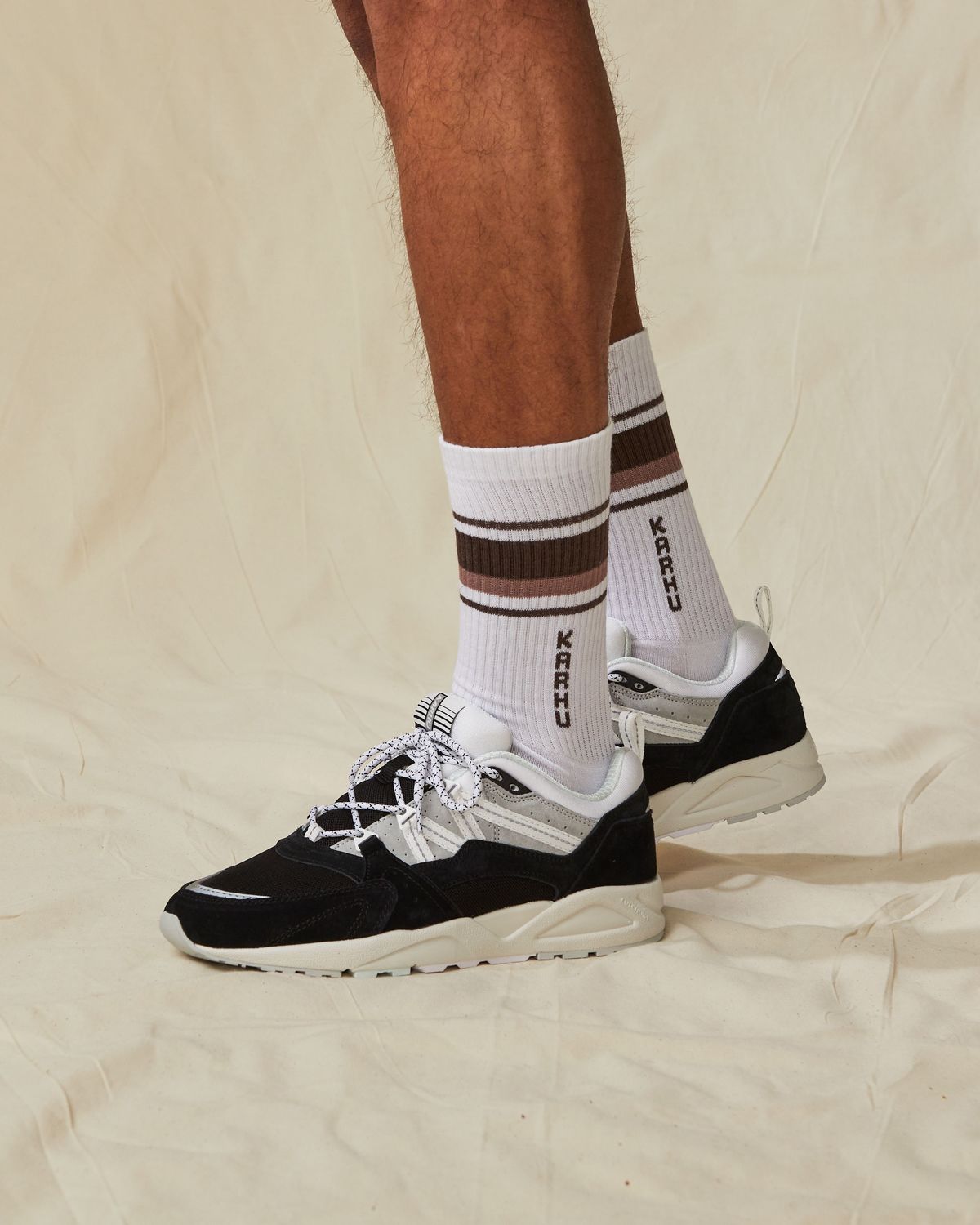 karhu fusion jet black