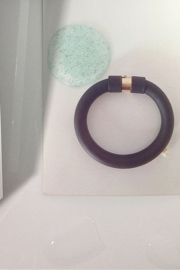 FAUX/real Midnight Shampoo Bracelet FAUX/real Midnight Shampoo Bracelet
