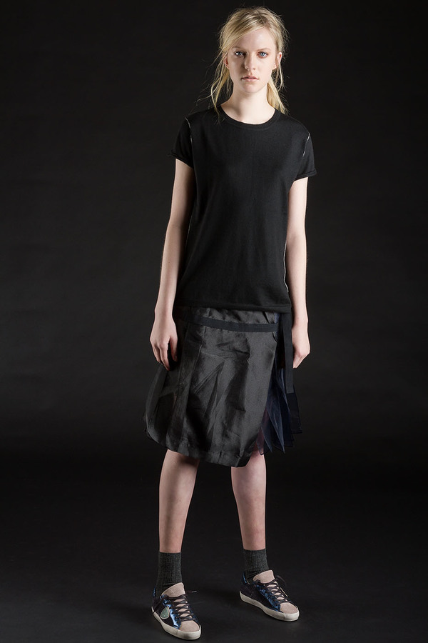 Paychi Guh Cashmere Baby Tee Black Paychi Guh Cashmere Baby Tee Black
