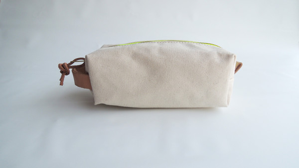 Joshu + Vela Dopp Kit - Natural Joshu + Vela Dopp Kit - Natural