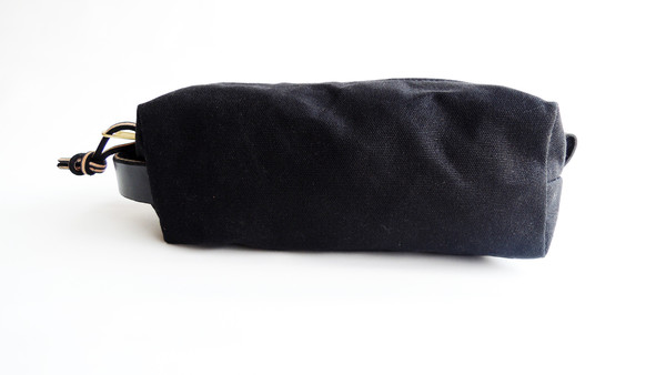 Joshu + Vela Dopp Kit Waxed - Black Joshu + Vela Dopp Kit Waxed - Black