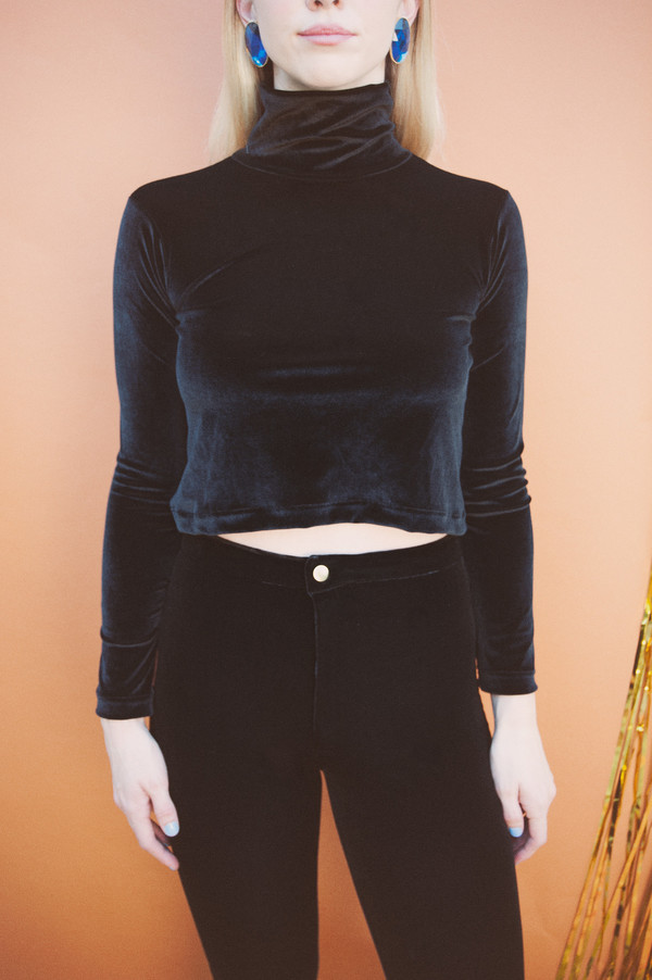 Lykke Wullf Velvet Kelly Turtleneck Lykke Wullf Velvet Kelly Turtleneck