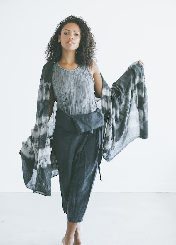 Black Crane - Wrap Pants in Grey Black Black Crane - Wrap Pants in Grey Black