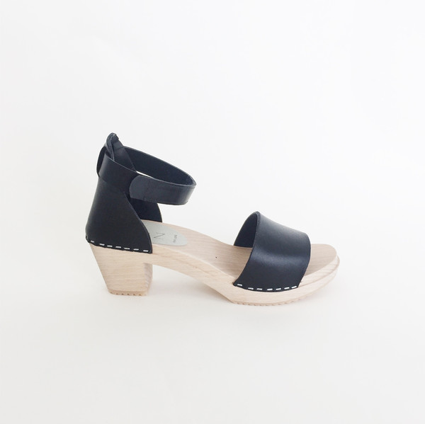 Nina Z Black Sevilja Clog Nina Z Black Sevilja Clog