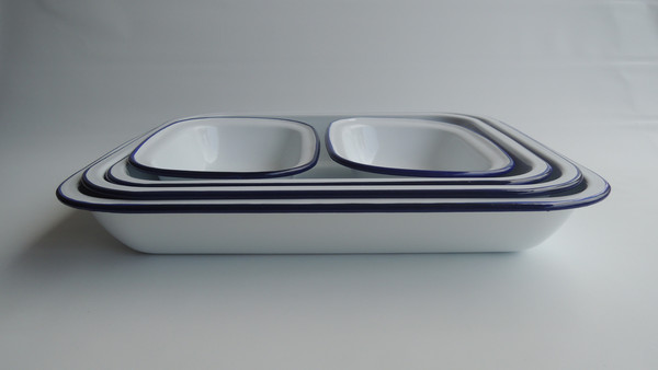 Falcon Enamelware Bake Set Falcon Enamelware Bake Set