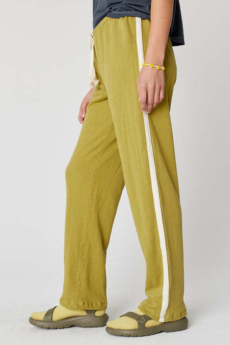 Retro Style Maryland Silhouette Womens Jogger Pants Capri Pant Retro Style Maryland Silhouette Womens Jogger Pants Capri Pant