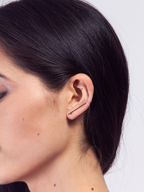 Kristen Elspeth Bar Ear Pin Gold Kristen Elspeth Bar Ear Pin Gold