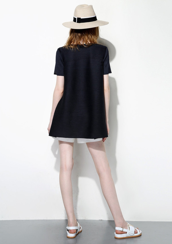 Few Moda Magic Pleats Origami Crane Top Few Moda Magic Pleats Origami Crane Top