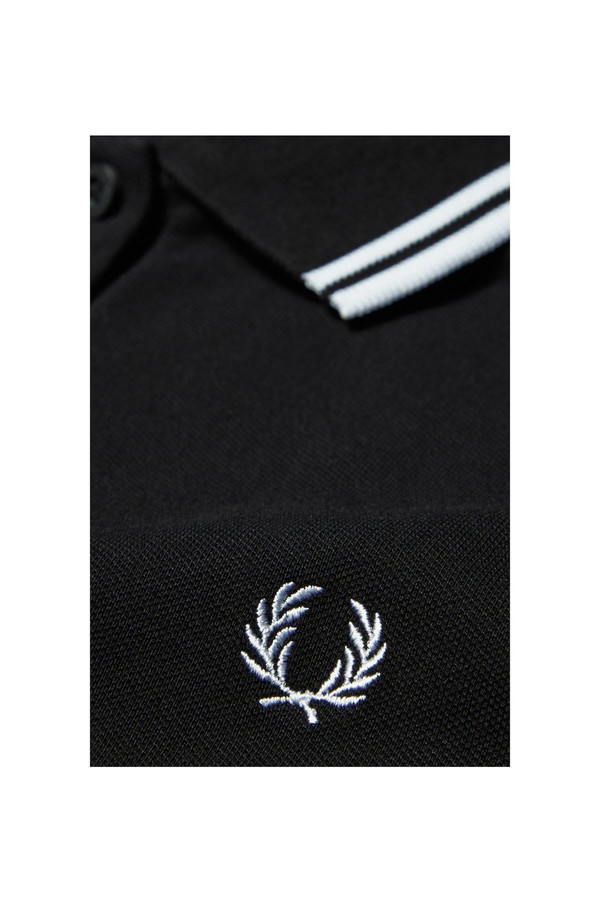 FRED PERRY TWIN TIPPED FRED PERRY DRESS FRED PERRY TWIN TIPPED FRED PERRY DRESS