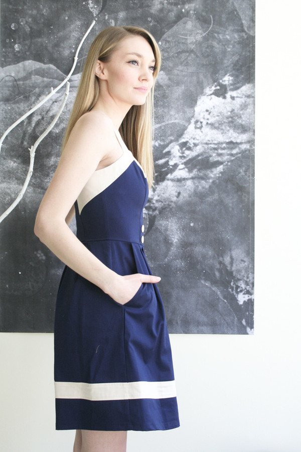 Birds of North America Bittern Dress (Navy) Birds of North America Bittern Dress (Navy)