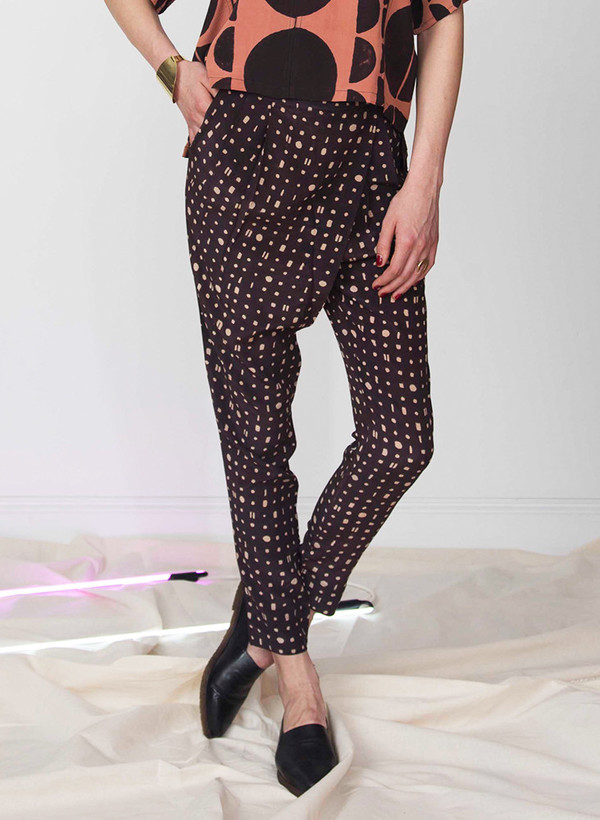 Seek Collective Madhavi pants | black/cream portals print Seek Collective Madhavi pants | black/cream portals print