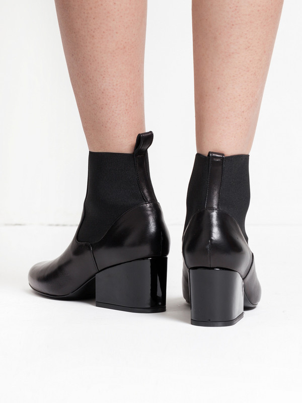 Robert Clergerie Moon Boot Black Robert Clergerie Moon Boot Black