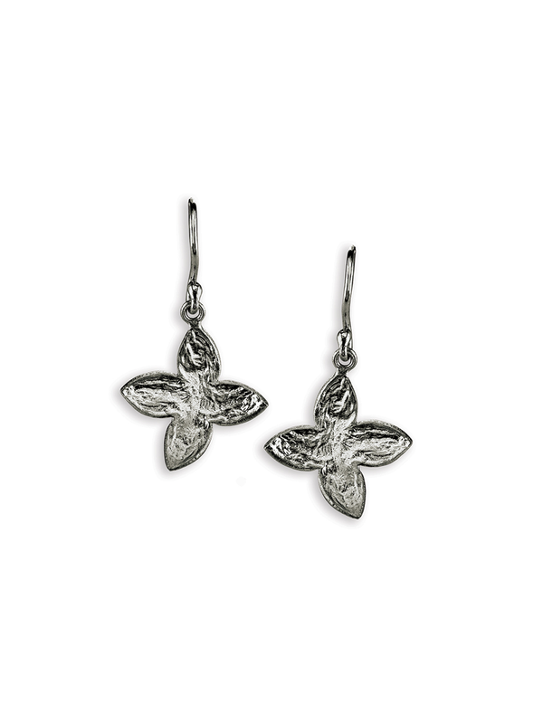 SíSí Design Black Jasmine Earrings SíSí Design Black Jasmine Earrings
