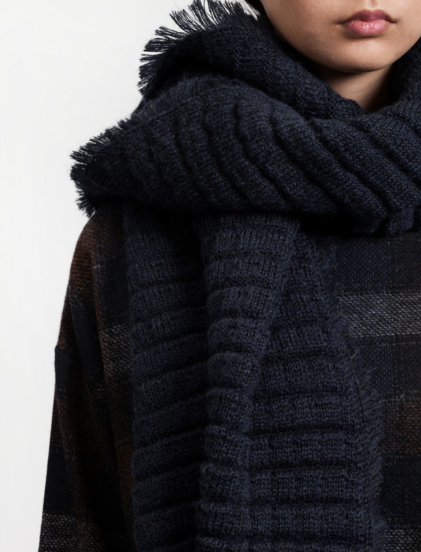 Stephan Schneider Womens Scarf J8 Melange (W) Stephan Schneider Womens Scarf J8 Melange (W)