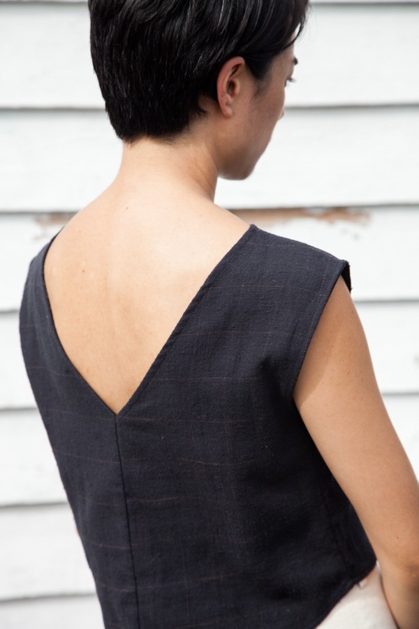 Jesse Kamm Chop Top | charcoal plaid Jesse Kamm Chop Top | charcoal plaid
