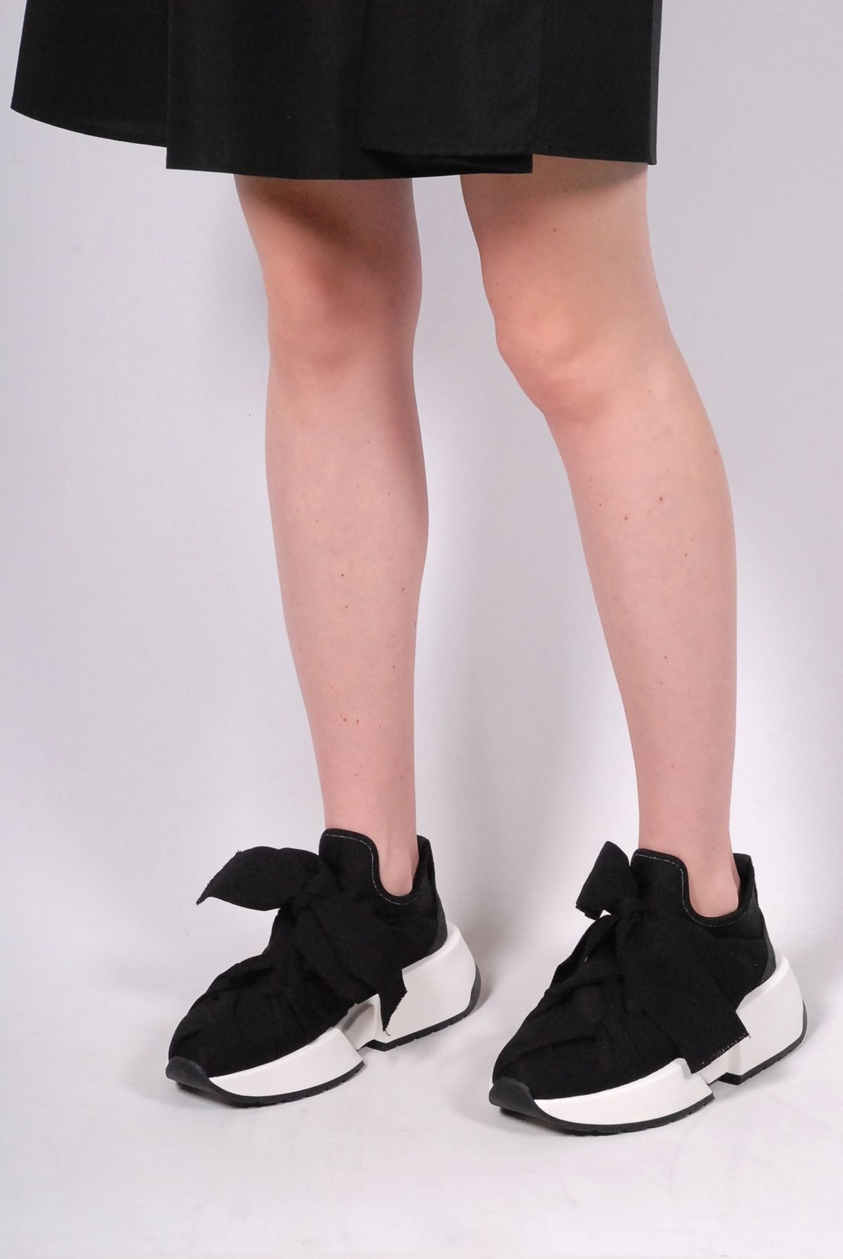 maison margiela bow tie sneakers